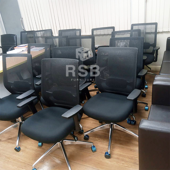 จัดส่งเก้าอี้สำนักงาน รุ่นขายดีของ RSB ค่ะ สเปคของเก้าอี้รุ่นนี้ตอบโจทย์ลูกค้ามากๆค่ะ