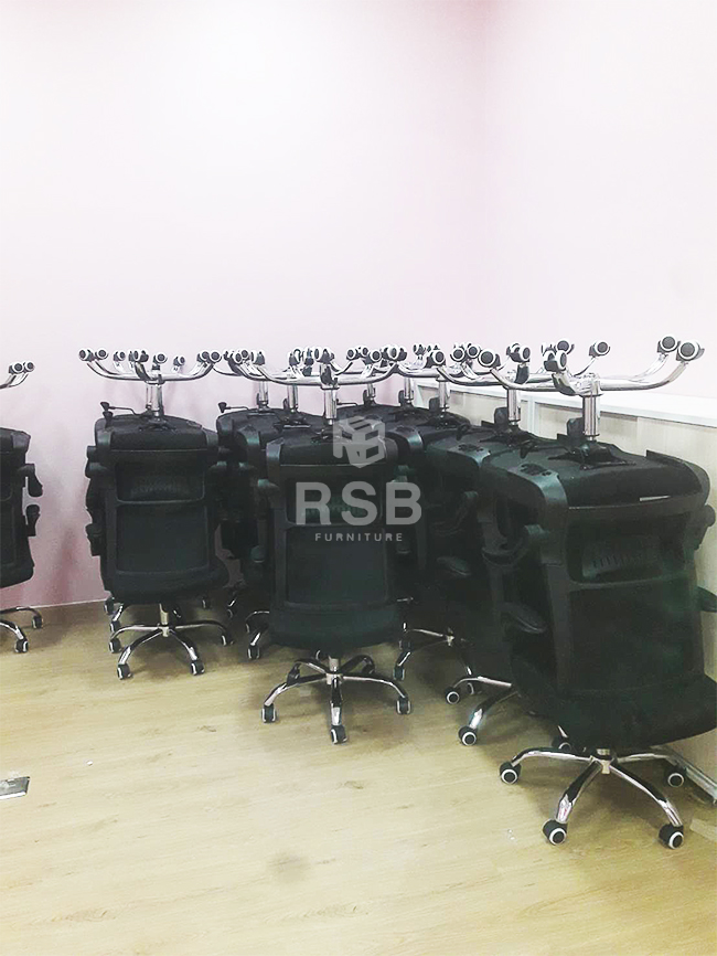 บริษัทที่กำลังเปิดใหม่ไว้ใจและเลือกใช้เฟอร์นิเจอร์ของทางเราค่ะ  ตัวอย่างสินค้าในรูปจะเป็น เก้าอี้ทำงานรุ่นขายดีของทางเราค่ะ