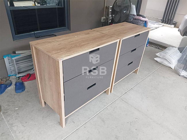 จัดส่งเรียบร้อยค่ะ ตู้วางของอเนกประสงค์ หน้างานนี้ลูกค้าได้เลือกซื้อไปไว้ใช้ข้างโต๊ะทำงานของลูกค้า