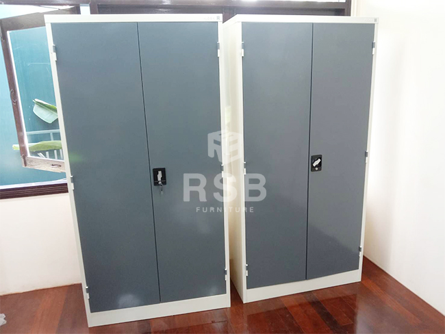 หน้างานนี้ลูกค้าได้เลือกใช้ตู้เอกสารเหล็กบานเปิด รุ่น DCR-2 รุ่นนี้จะเป็น 2 บานเปิด พร้อมมือจับแบบฝังค่ะ