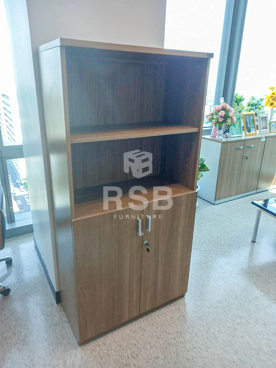 ลูกค้าหน้างานนี้เคยสั่งซื้อตู้เอกสารรุ่นอื่นกับ RSB ไปใช้งานแล้ว ครั้งนี้ได้กลับมาซื้อตู้เอกสารเพิ่มค่ะ ได้ซื้อเป็นตู้เอกสารสูง 160 ซม.