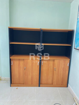 ภาพถ่ายจากหน้างานจริงไปเรานำสินค้าตู้เอกสารไปจัดส่งค่ะ ลูกค้าต้องการตู้เอกสารใหม่สำหรับห้องทำงาน ได้เลือกซื้อตู้เอกสารรุ่นเดียวกันทั้ง 2 ตู้