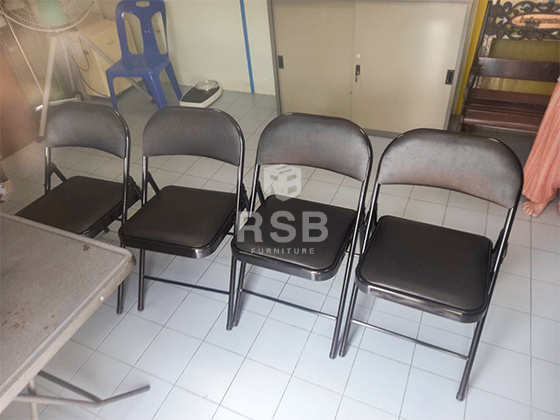 ภาพถ่ายจากหน้างานที่เรานำเก้าอี้พับไปจัดส่งให้ถึงให้ถึงที่ค่ะ