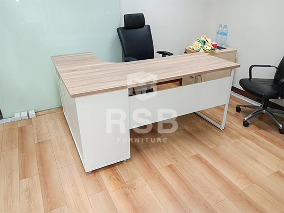 นำภาพถ่ายจากหน้างานที่ไปจัดส่งโต๊ะทำงานตัวแอลขาเหล็ก รุ่นที่ขายดี และยอดนิยมเลย