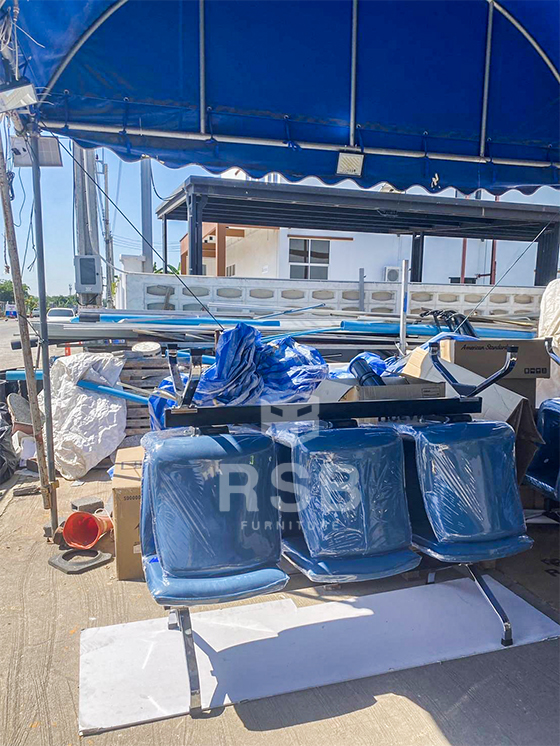 จัดส่งเรียบร้อยค่ะหน้างานนี้ลูกค้าสั่งซื้อเก้าอี้แถวแบบ 3 ที่นั่ง รุ่นนี้มีให้เลือกแบบ 3 ที่นั่งและ 4 ที่นั่ง