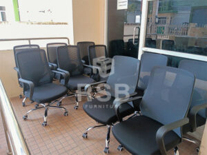 เป็นเก้าอี้ยอดนิยมที่ออฟฟิศต่างๆ นำไปให้พนักงานนั่งทำงาน ด้วยราคาที่ไม่แพงมาก และนั่งสบาย แข็งแรง