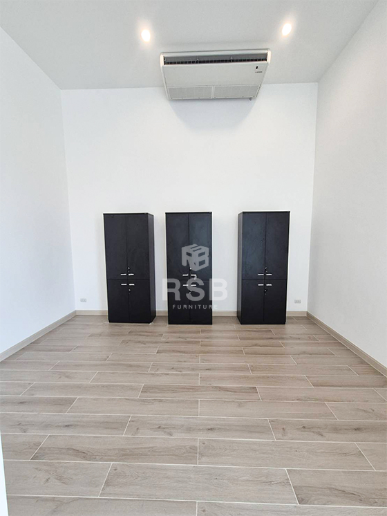 ภาพถ่ายจากหน้างานจัดส่งตู้เอกสารแบบบานเปิด ด้านบนและด้านล่าง