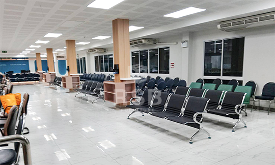 จัดส่งเรียบร้อยเก้าอี้แถวแบบ 4 ที่นั่ง หรือเก้าอี้นั่งคอยค่ะ รุ่นนี้เป็นรุ่นยอดนิยมและขายดีมากๆค่ะ