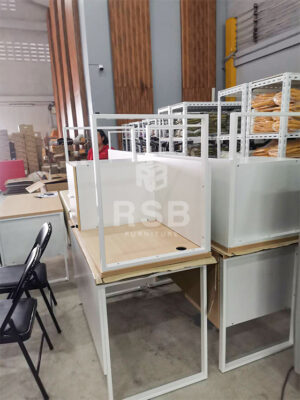 จัดส่งเรียบร้อยค่ะ โต๊ะทำงานขาเหล็กตัว C ท๊อปเมลามีน กันความชื้นความร้อนได้ดี