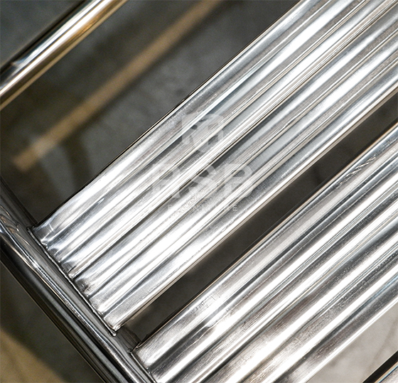 005300-560px (13)
