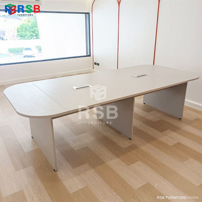 โต๊ะประชุมดีไซน์ทันสมัยจาก RSB Furniture พร้อมช่องเก็บสายไฟ