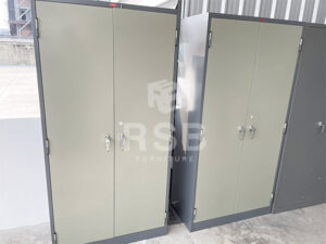 จัดส่งเรียบร้อย ตู้เอกสารเหล็ก 2 บานเปิด แบบมือบิด ยี่ห้อ PRELUDE รุ่น PK-100
