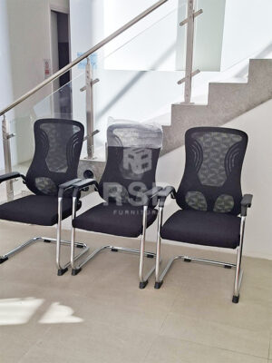 รีวิวภาพถ่ายจัดส่งเก้าอี้สำนักงาน ขาเหล็กตัว C รุ่นพนักพิงตาข่ายลายกราฟฟิค