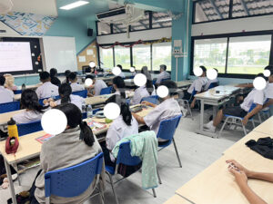 รีวิวภาพถ่ายจริงจากหน้างานค่ะ หน้างานนี้ลูกค้าได้กลับมาสั่งซื้อเก้าอี้สำนักงาน ไปใช้งานเพิ่มค่ะ