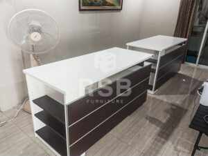 นำโต๊ะทำงาน 2 ลิ้นชัก ยี่ห้อ PRELUDE รุ่น TDK-P1421 ไปจัดส่งและประกอบติดตั้งให้ถึงสถานที่ค่ะ