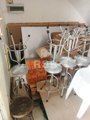 ติดตั้งเก้าอี้บาร์สแตนเลส 201 (Stainless Steel Stool) แบบหมุนได้และปรับระดับได้