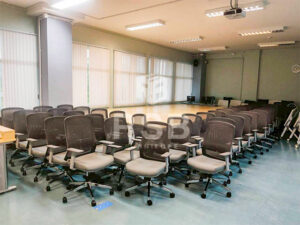ผลงานส่งมอบเฟอร์นิเจอร์ห้องอบรมล็อตใหญ่ ณ สถาบันการศึกษาและศูนย์ฝึกปฏิบัติการ ย่านปทุมวัน