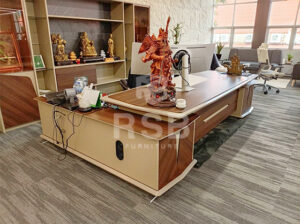 พาส่องผลงานติดตั้งจริงชุดโต๊ะทำงานผู้บริหารระดับสูง (Executive Desk / CEO Workstation Combo)