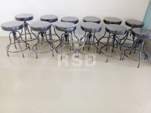 จัดส่งเก้าอี้บาร์ ปฎิบัติการ ณ โรงงานอุตสาหกรรม พร้อมใช้งานสำหรับห้องแล็บและไลน์การผลิตค่ะ