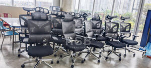 จัดส่งเรียงกันแน่นเต็มห้อง รอบนี้ปังมากค่ะ เป็น เก้าอี้เพื่อสุขภาพ Ergonomic